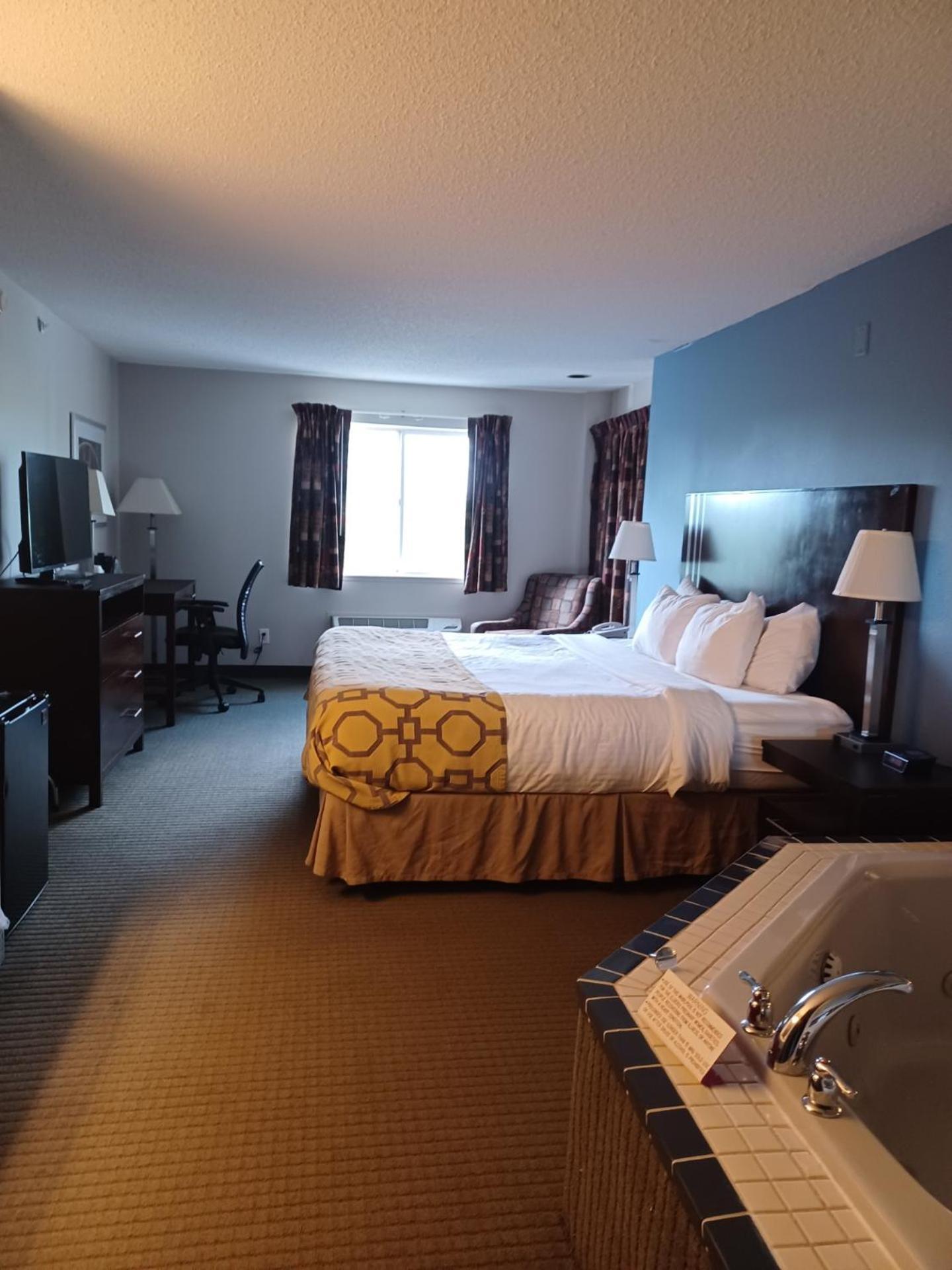 Baymont By Wyndham Freeport Hotel Buitenkant foto