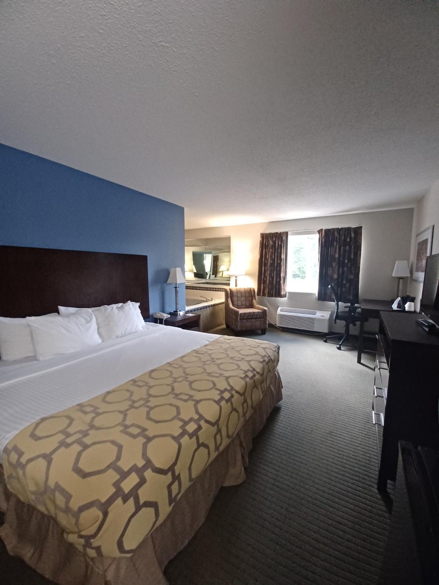 Baymont By Wyndham Freeport Hotel Buitenkant foto